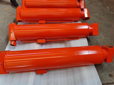 バックホーディッパーシリンダー